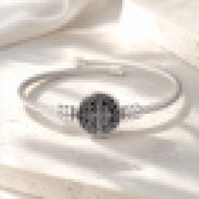 Pulsera de Protección de San Benito – Dorada